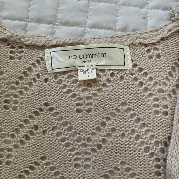 Beige Crochet tie front top - Picture 2 of 2